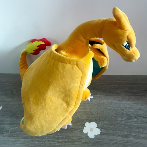 2023 Pokemon x Jazwares CHARIZARD Plush Figure 12” Nintendo EUC - Picture 3 of 8